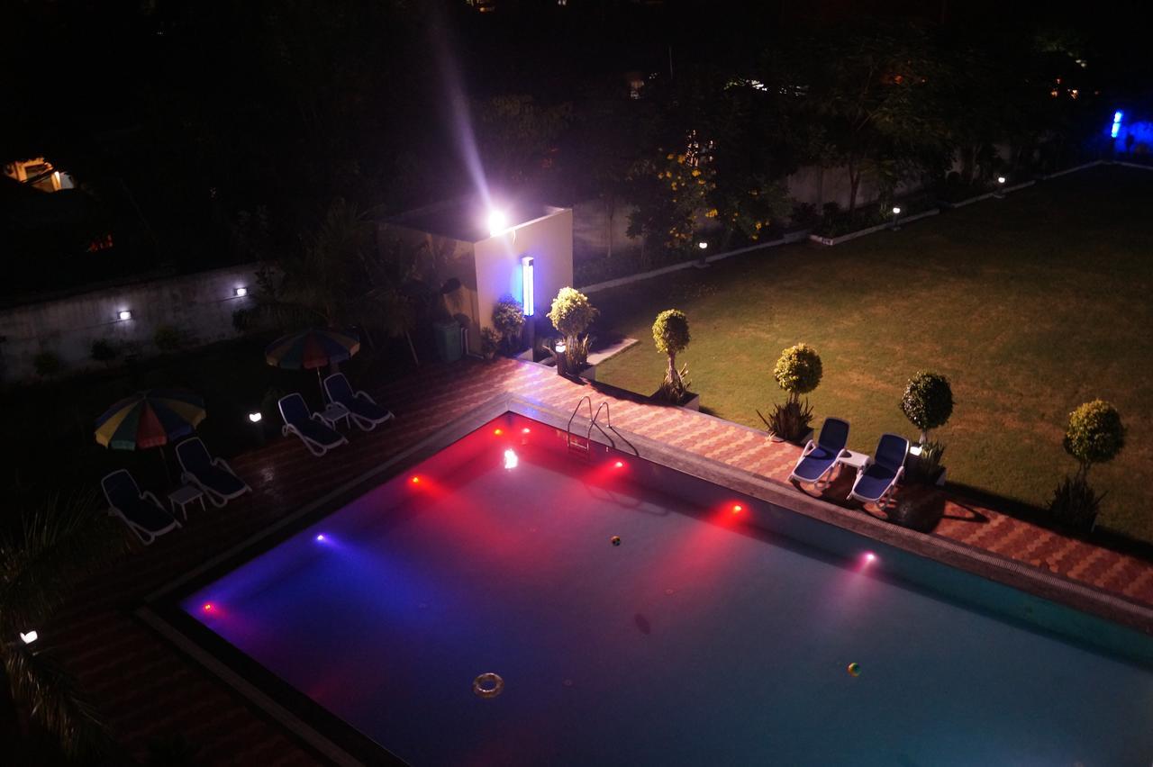 Hotel Kamlesh Continental Angul Exterior foto